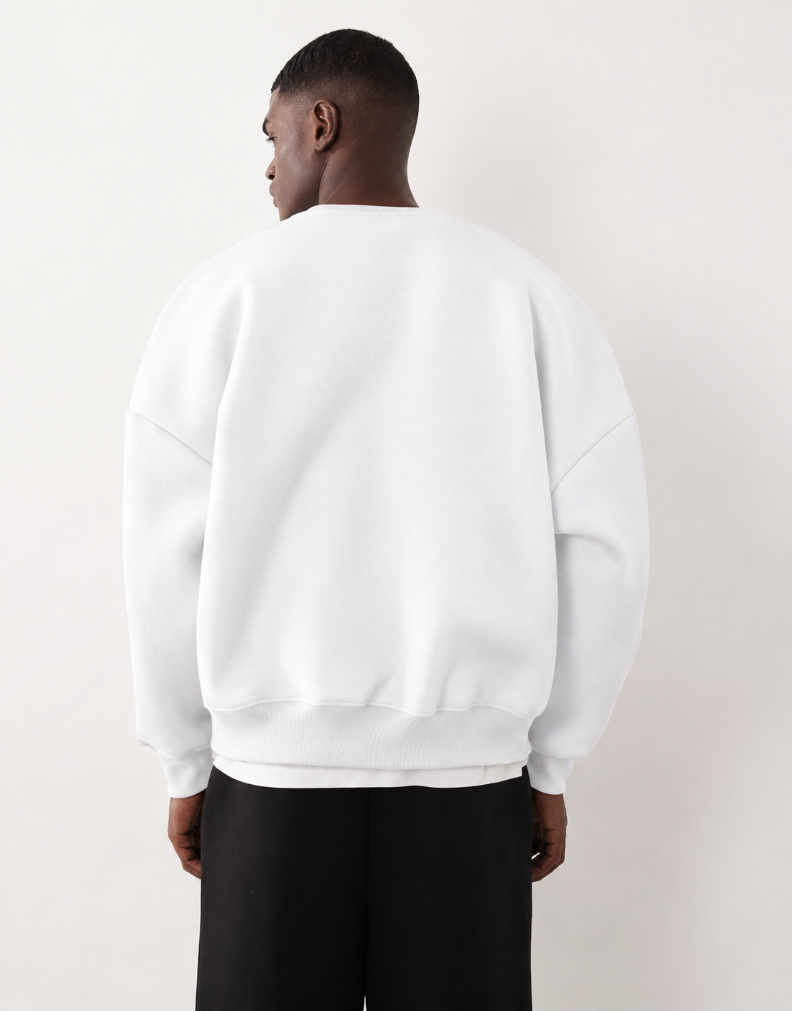 WHITE CREWNECK